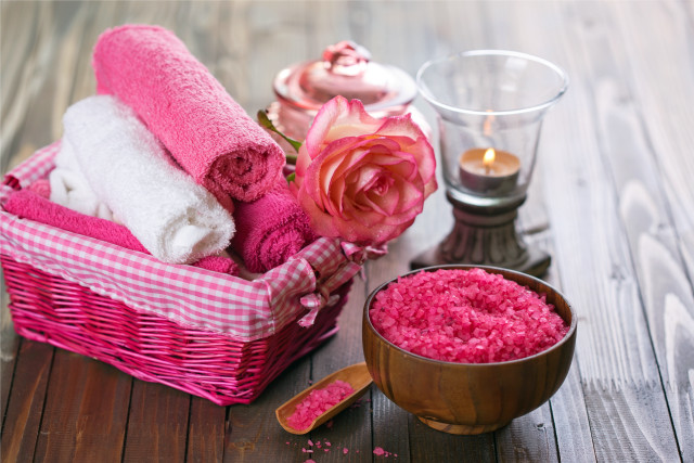 Pink basket bowl candle rose free wallpaper for desktop - medium preview image