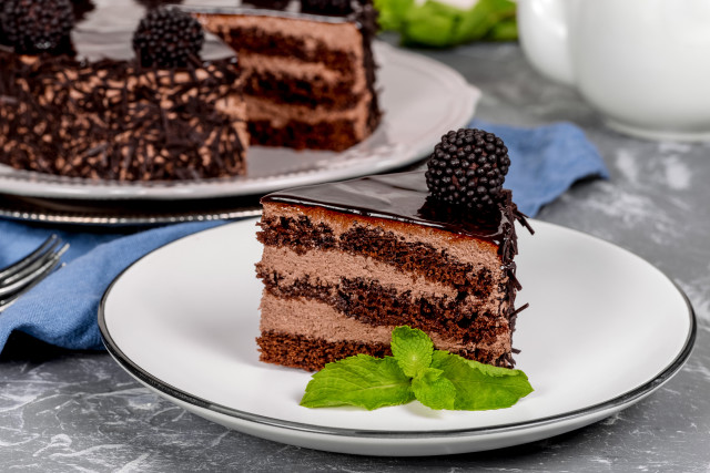 Chocolate cake blackberries rococo blurry free wallpaper for desktop - medium preview image