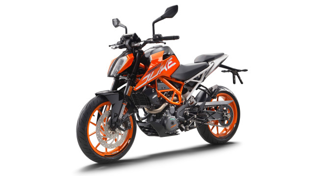 Motorcycle orange rims tires black free wallpaper for desktop - medium preview image
