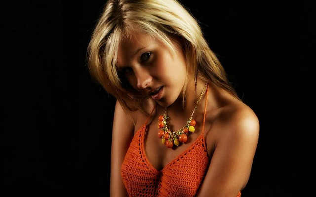 Orange top necklace fashion photography free wallpaper for desktop - medium preview image