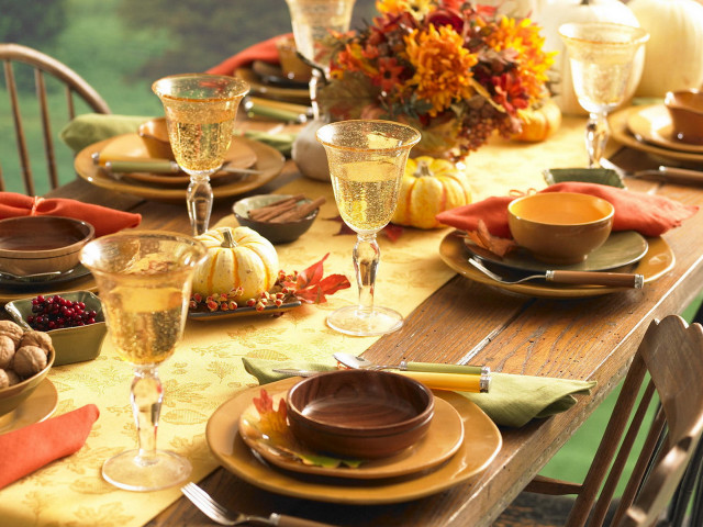 Thanksgiving fall theme table centerpiece free wallpaper for desktop - medium preview image