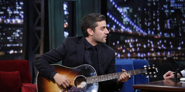 Man playing guitar sitting microphone free wallpaper for desktop - medium preview image