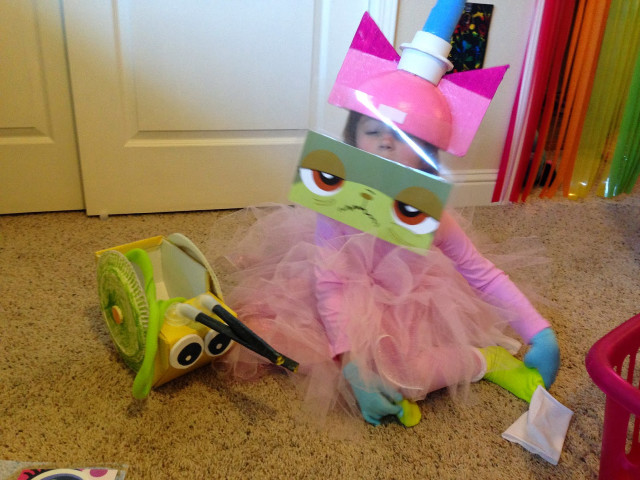 Child costume floor toy car free wallpaper for desktop - medium preview image