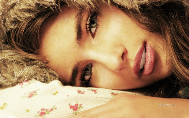 Woman long hair blanket eyes free wallpaper for desktop - medium preview image