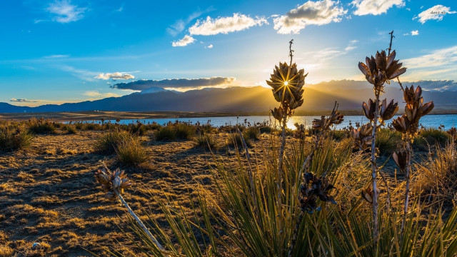 Field lake mountains sunset sunshine free wallpaper for desktop - medium preview image