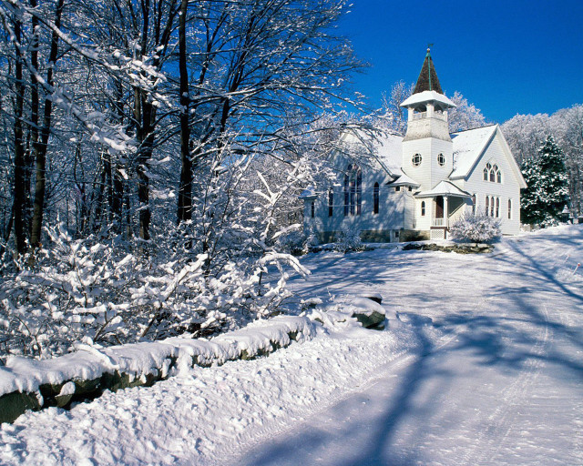 Church snowy forest path trees free wallpaper for desktop - medium preview image
