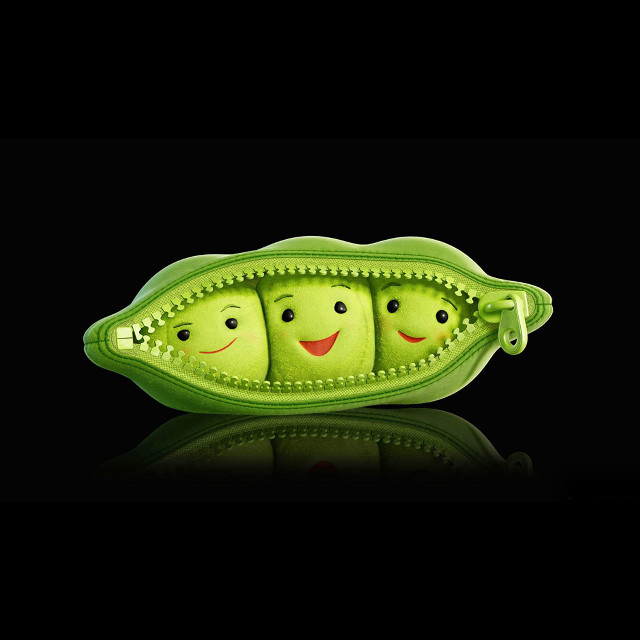 Green pea pod three peas free wallpaper for tablet - medium preview image
