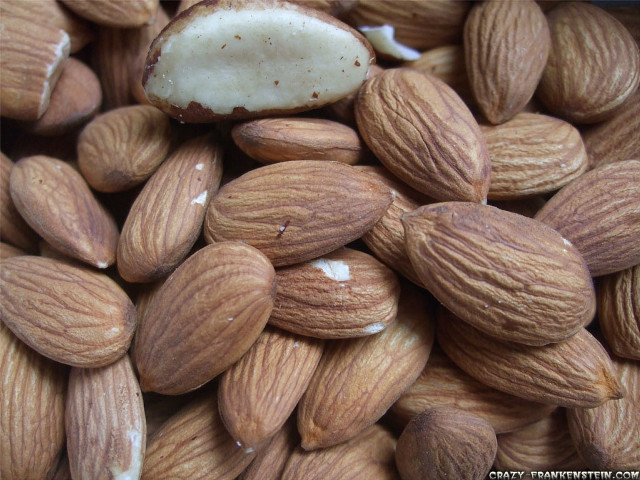 Almonds pile piece top side free wallpaper for desktop - medium preview image