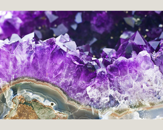 Purple white crystal rock glowing free wallpaper for desktop - medium preview image