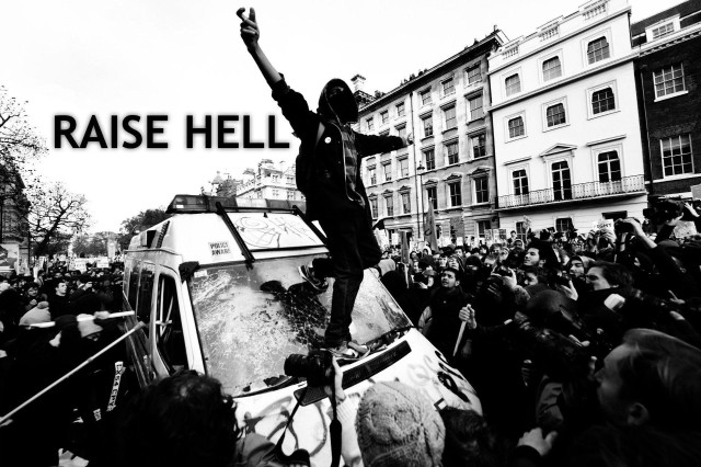 Man standing car crowd city free wallpaper for desktop - medium preview image