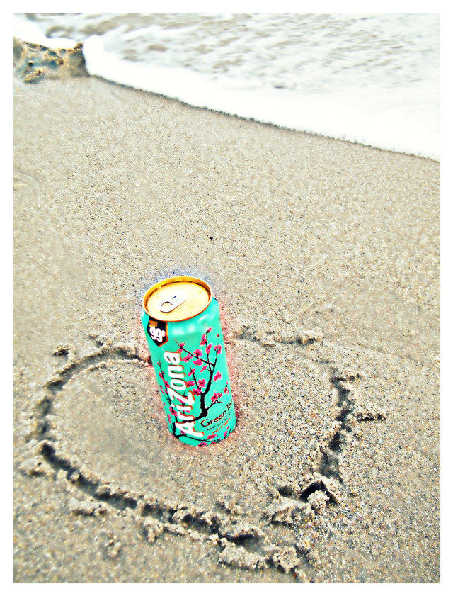Soda beach ocean heart sand free wallpaper for mobile - medium preview image