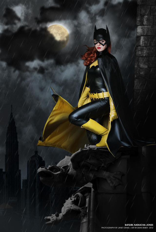 Bat woman rainy night gothic free wallpaper for mobile - medium preview image