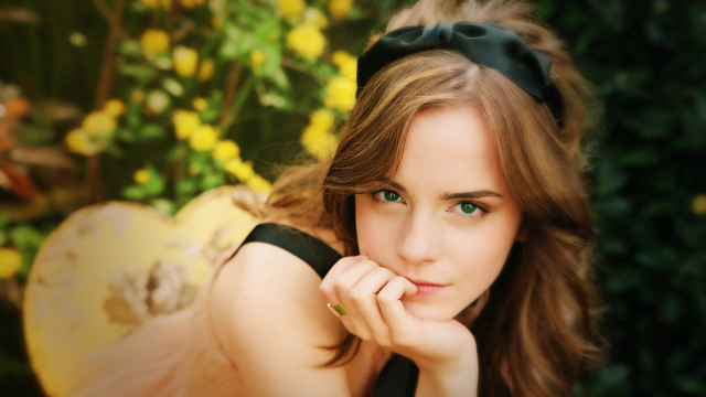 Woman bow flowers background chair free wallpaper for desktop - medium preview image