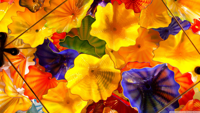 Colorful glass sculpture flowers leaves free wallpaper for desktop - medium preview image
