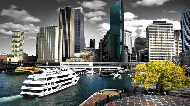 Boat city bridge skyline tokyo free wallpaper for desktop - medium preview image