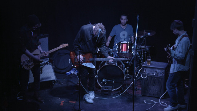 Group musicians stage instrument microphones free wallpaper for desktop - medium preview image