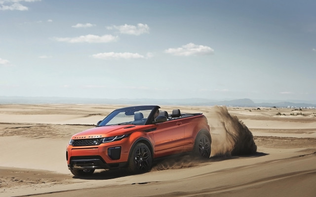 Range rover desert driving sand free wallpaper for desktop - medium preview image