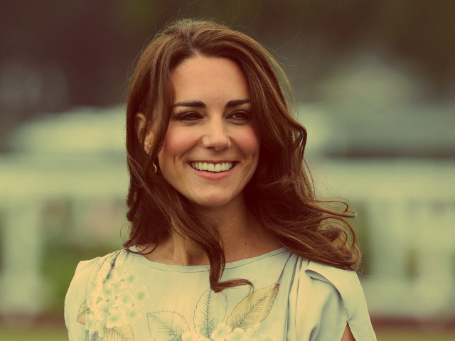 Woman long hair smiling camera #16 free wallpaper for desktop - medium preview image