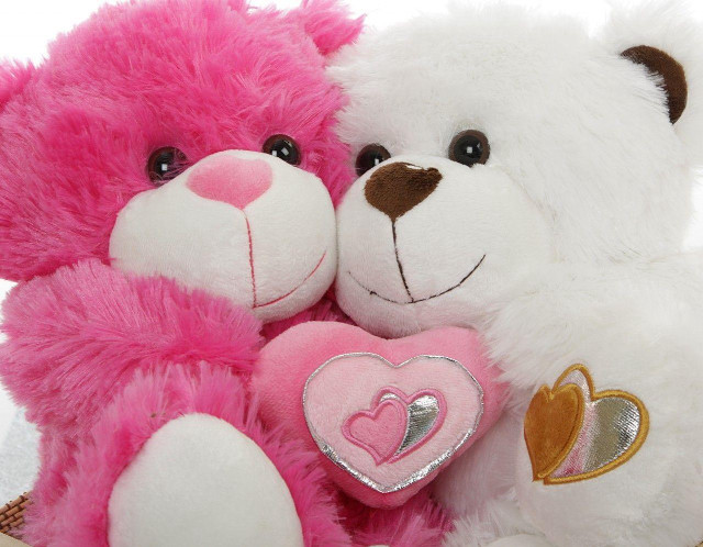 Teddy bears hearts kitsch stock free wallpaper for desktop - medium preview image