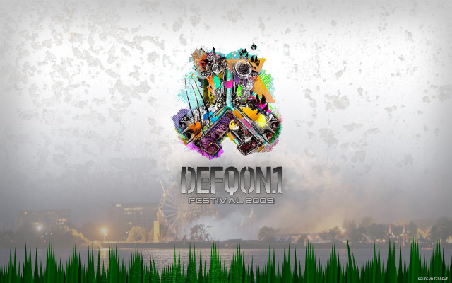 Defoonmi festival clocktower daarkenfield grass free wallpaper for desktop - medium preview image