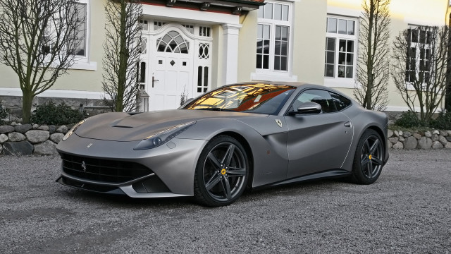 Silver sports car house white free wallpaper for desktop - medium preview image