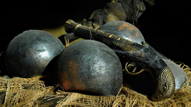 Helmets sword hay black background free wallpaper for desktop - medium preview image