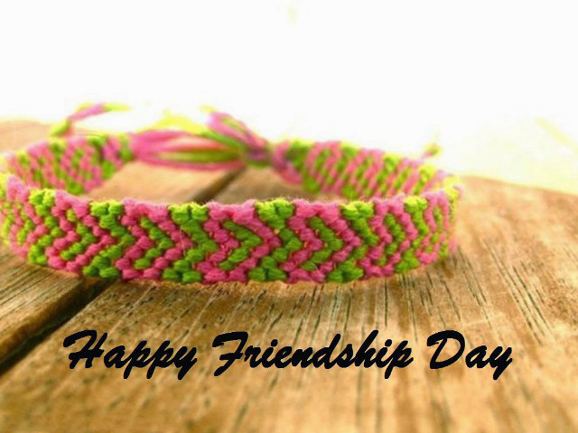 Happy friend bracelet pink green free wallpaper for desktop - medium preview image