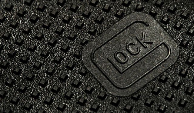 Black computer keyboard closeup black free wallpaper for desktop - medium preview image