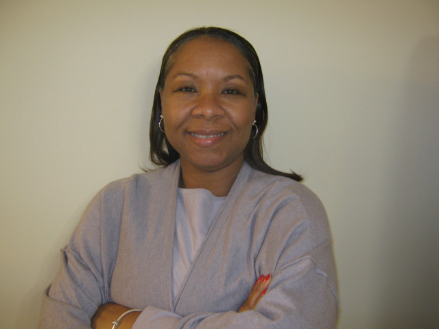 Woman crossed arms smiling white free wallpaper for desktop - medium preview image