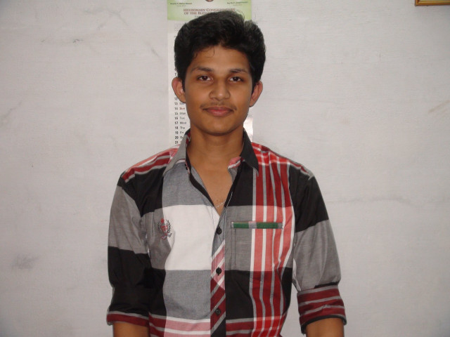 Man standing white wall checkered free wallpaper for desktop - medium preview image