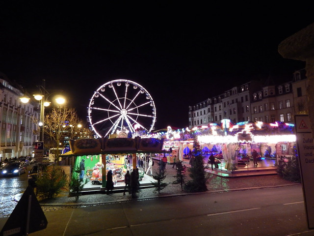 Carnival ferriswheel cityscape night lights free wallpaper for desktop - medium preview image