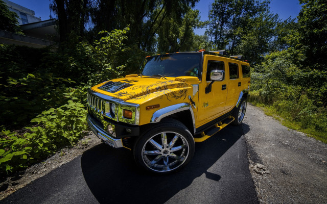 Yellow hummer truck nature road free wallpaper for desktop - medium preview image