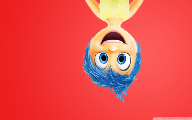 Cartoon character hat hanging string free wallpaper for desktop - medium preview image