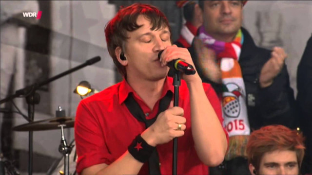 Man singing microphone crowd eyes free wallpaper for desktop - medium preview image