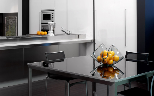 Glass bowl oranges kitchen microwave free wallpaper for desktop - medium preview image