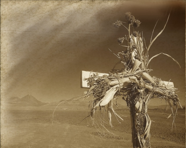 Cross vines desert mountain sunbeam free wallpaper for desktop - medium preview image