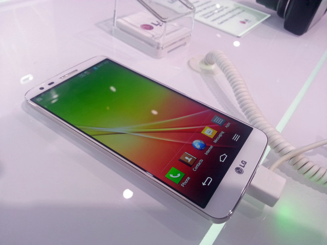 Cell phone charger table electronics free wallpaper for desktop - medium preview image