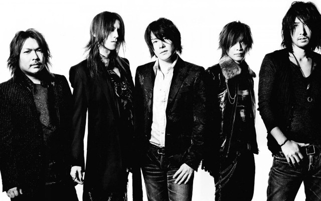 Men group white background black #4 free wallpaper for desktop - medium preview image