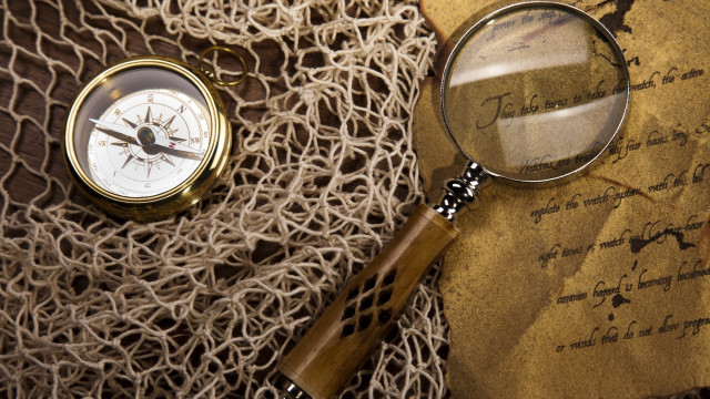 Magnifying glass wooden stick paper free wallpaper for desktop - medium preview image