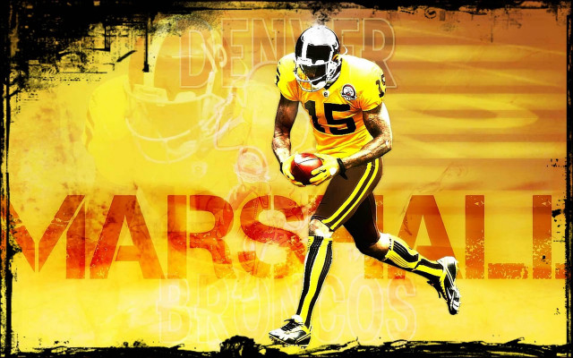 Football player running ball grungy free wallpaper for desktop - medium preview image