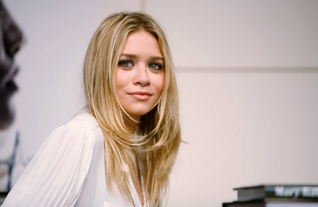 Woman blonde hair white shirt free wallpaper for desktop - medium preview image