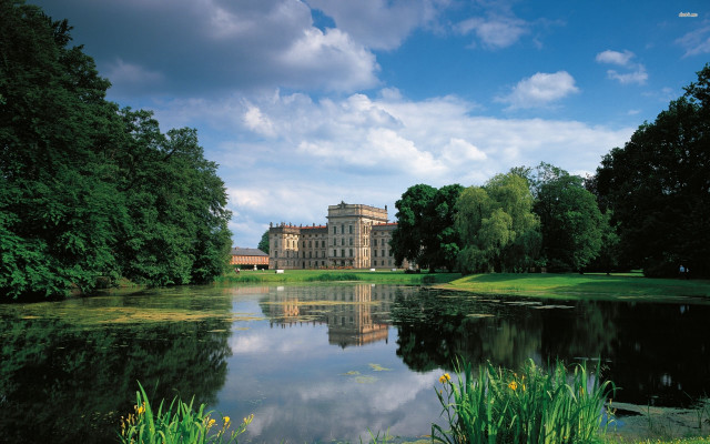 Large building lake park trees free wallpaper for desktop - medium preview image