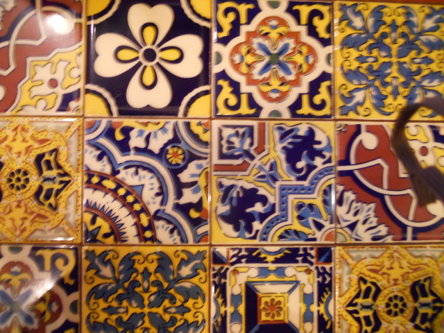 Cat tiled wall closeup back free wallpaper for desktop - medium preview image