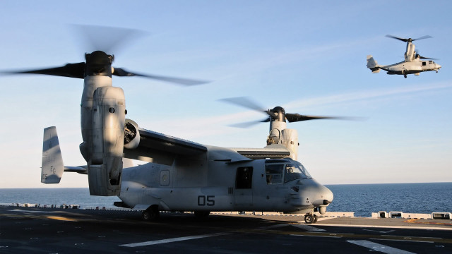 Helicopter ship deck flying landing free wallpaper for desktop - medium preview image