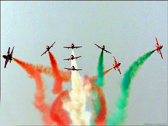 Airplanes formation colored smoke sky free wallpaper for desktop - medium preview image