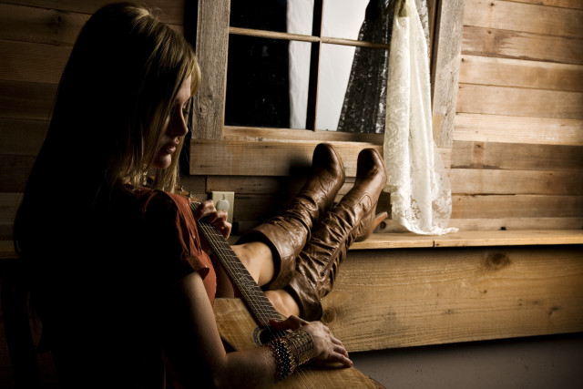 Woman bench guitar dress wall free wallpaper for desktop - medium preview image