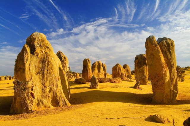 Rocks desert blue sky clouds free wallpaper for desktop - medium preview image