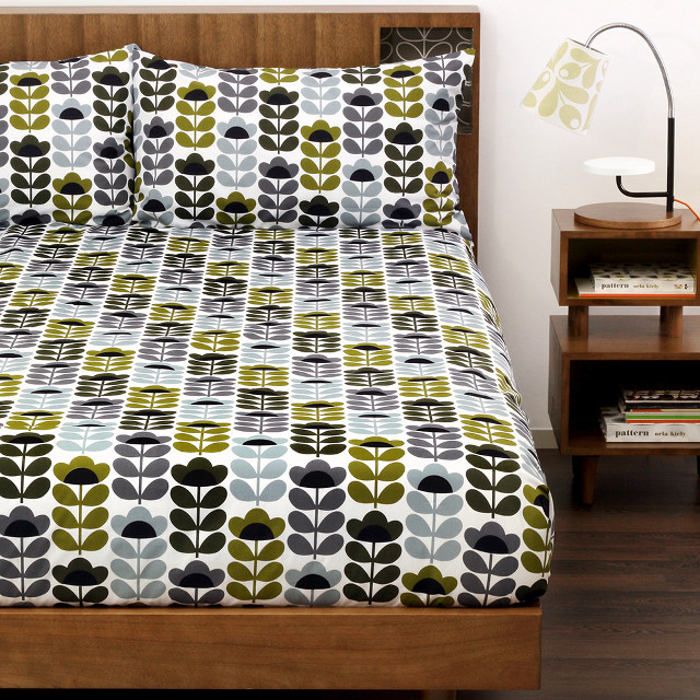 Bed green black bedspread nightstand free wallpaper for tablet - medium preview image