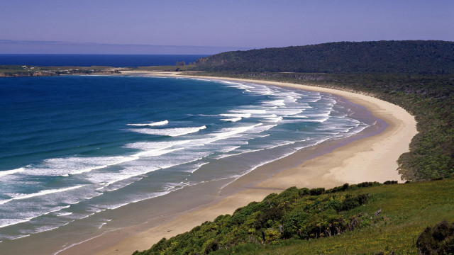 Beach sandy shore large water free wallpaper for desktop - medium preview image