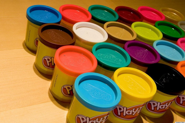Play doh cups table open free wallpaper for desktop - medium preview image